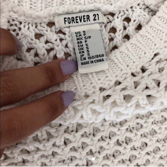 Sweater - Picture 4 of 4